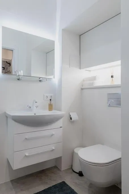 Image 3 of Vilnius Old Town Apt Subacius 3. Free Parking