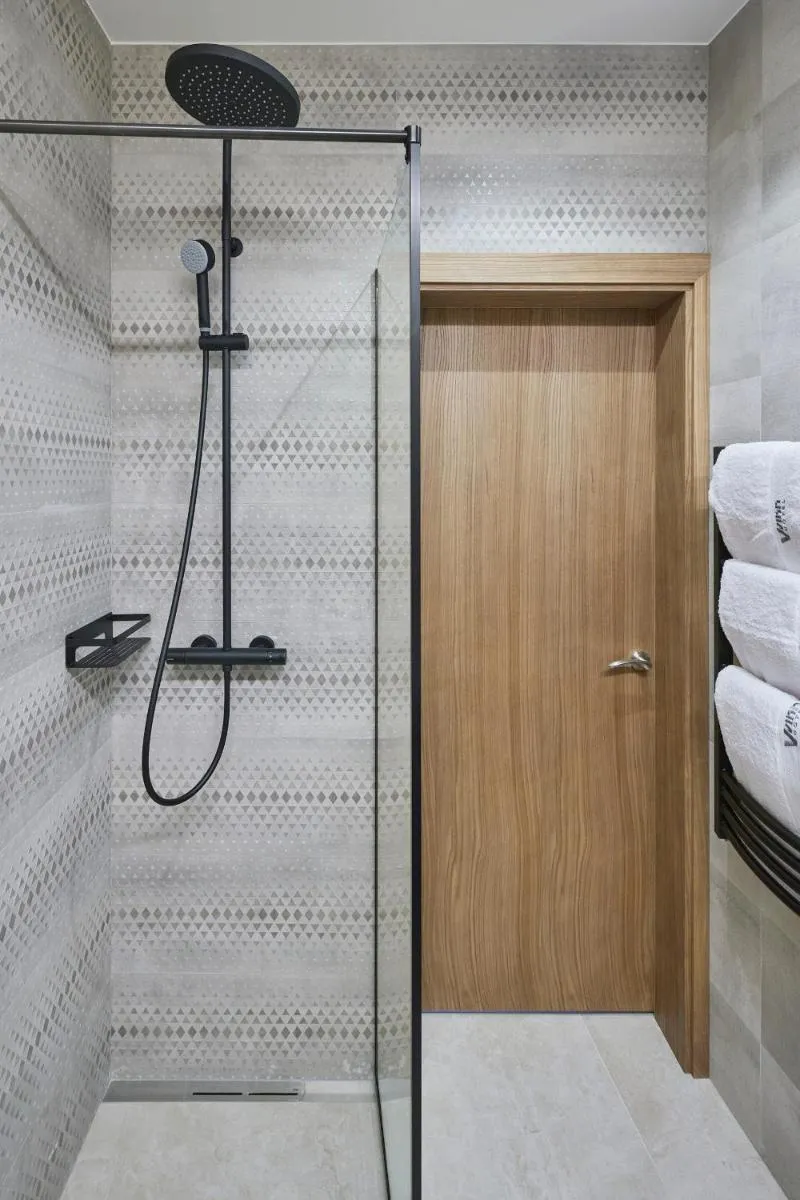 Image 4 of Vvinn Hotel