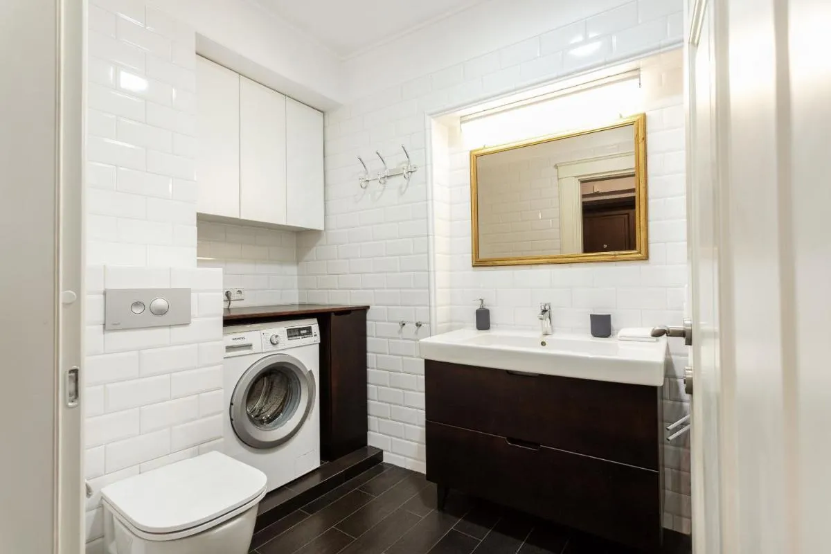 Image 6 of 3 Bedroom Duplex Apartment next to the Gates of Dawn