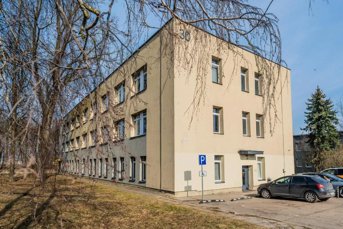 Image 4 of Air Apartments – Code entry only, No staff