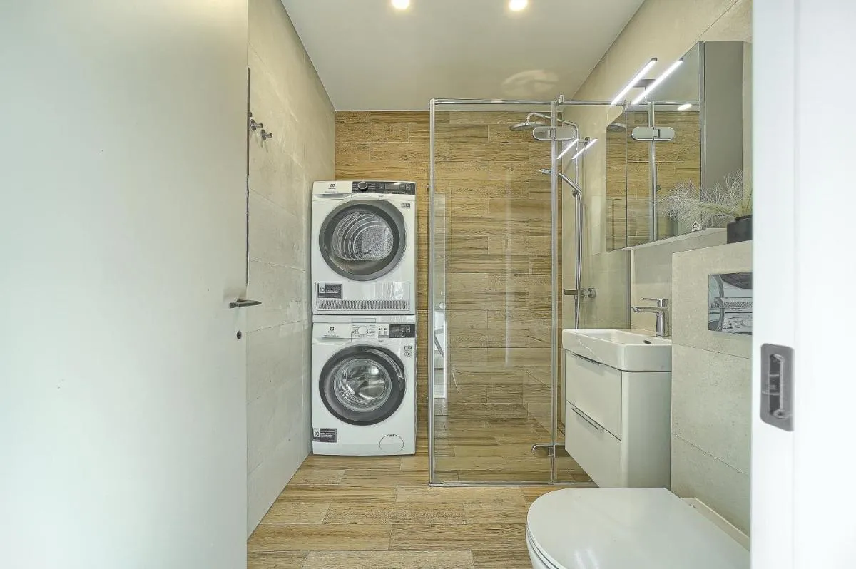 Image 2 of Amazing central apartments x free parking x SELF CHECK IN 24×7