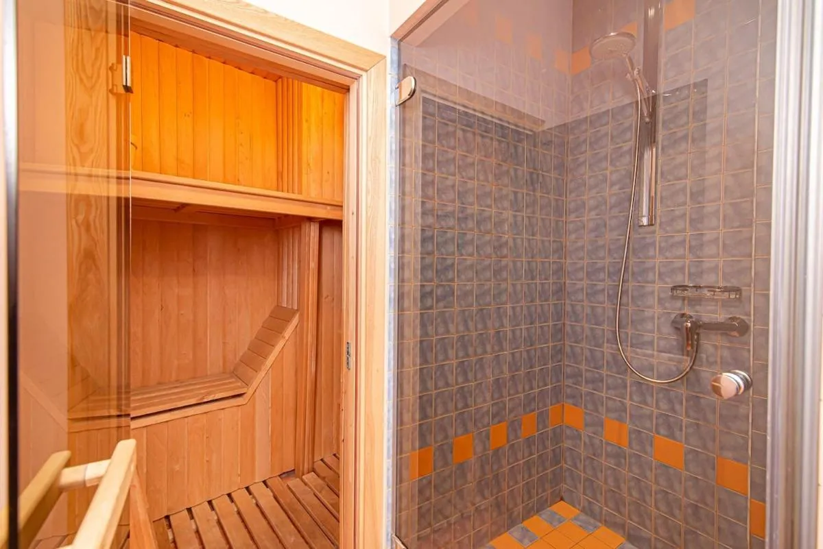 Image 2 of Apartment with Sauna