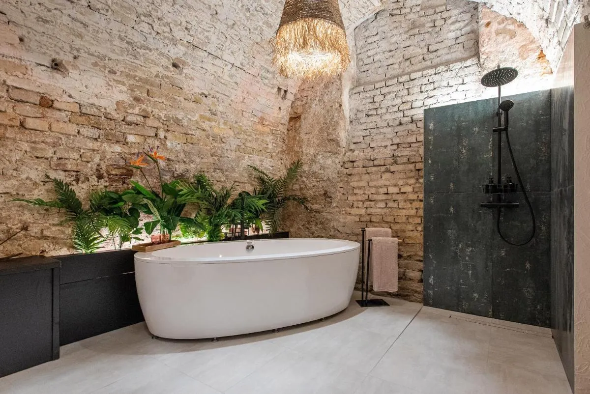 Image 6 of Aura Spa