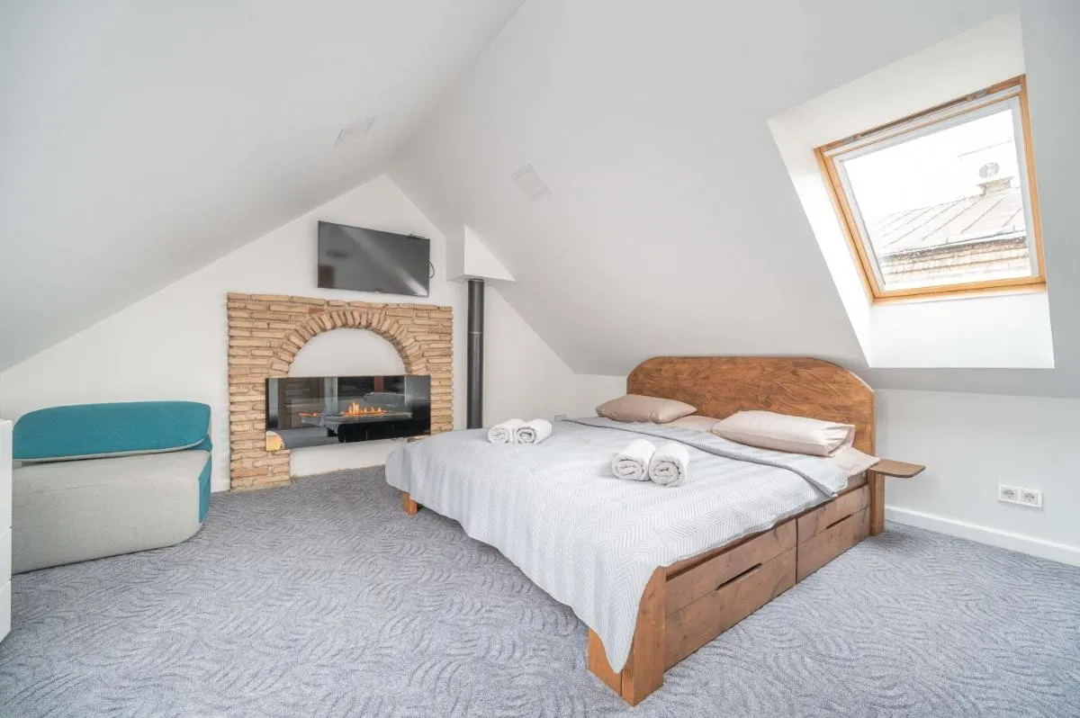 Image 6 of Cathedral Square Apartment