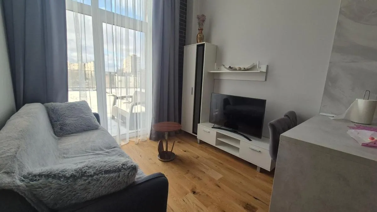 Image 4 of Charlotte loft