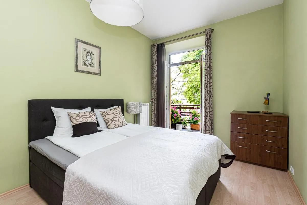 Image 6 of City Center apartment, 8