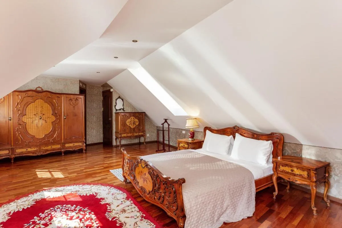 Image 6 of Classic Old Town Apartment next to the Gates of Dawn
