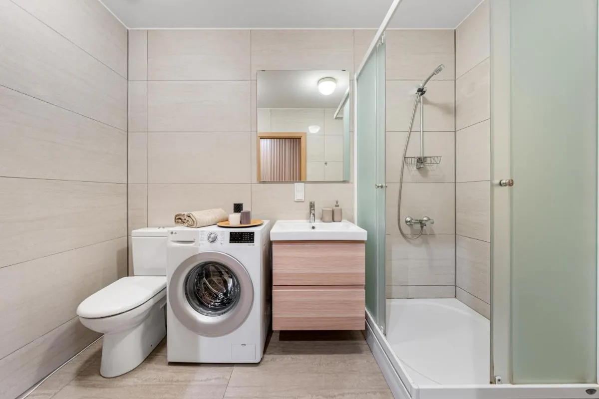 Image 2 of Cozy 55m2 Zverynas Retreat with Lodge