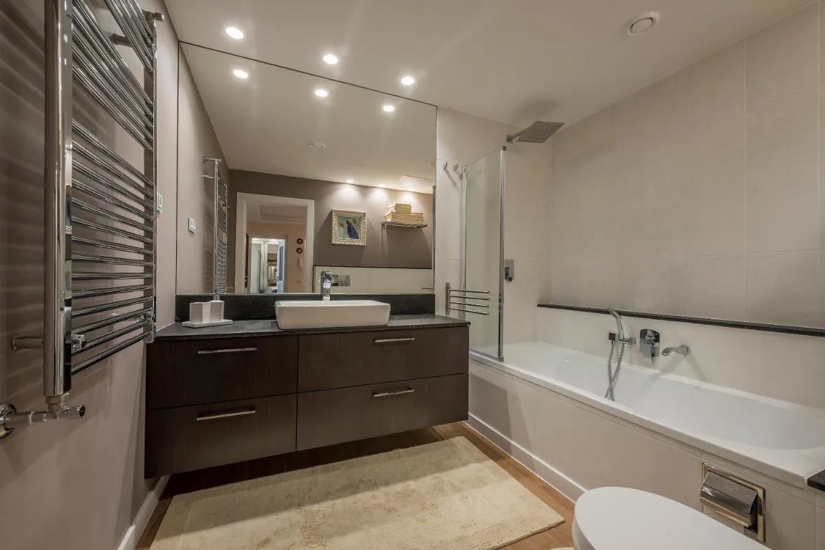 Image 2 of Hills Park Luxury Apartment