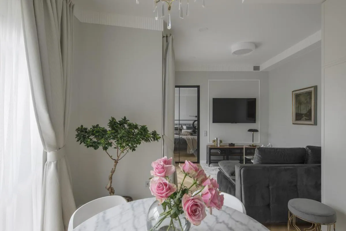 Image 2 of IVIS House – Classical Apartment with Balcony in Vilnius Old Town