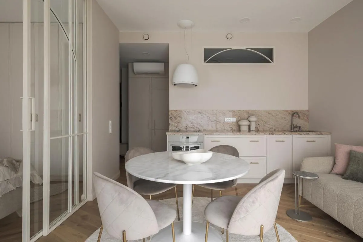 Image 3 of IVIS House – Elegant Apartment with Church View in Vilnius Old Town