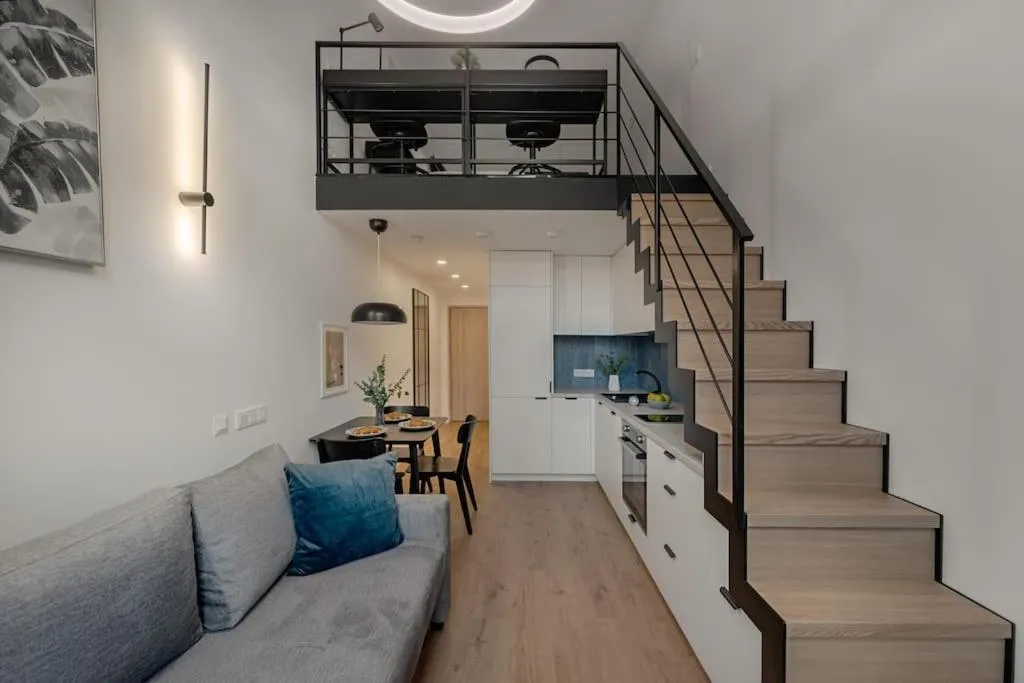 Image 4 of Loft 59 with Free Parking