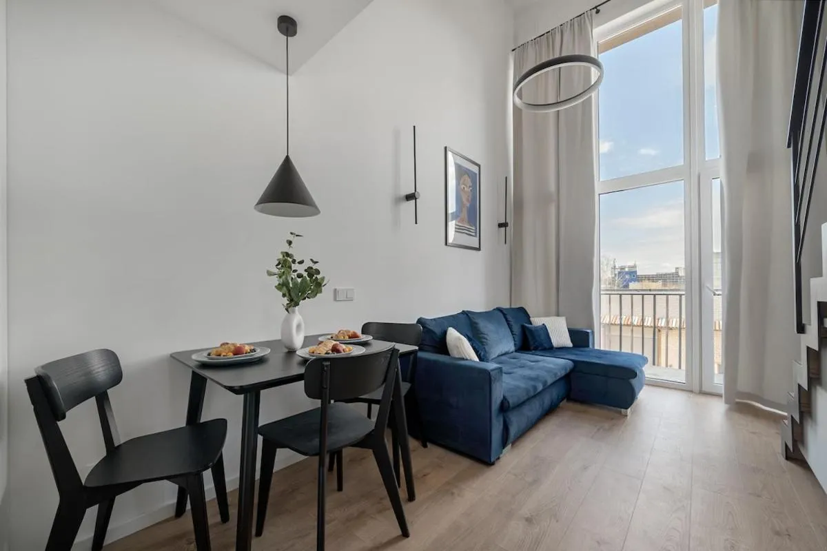 Image 2 of Loft 60 with Free parking