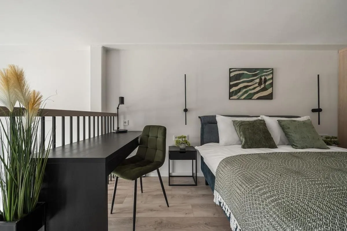 Image 5 of Loft 62