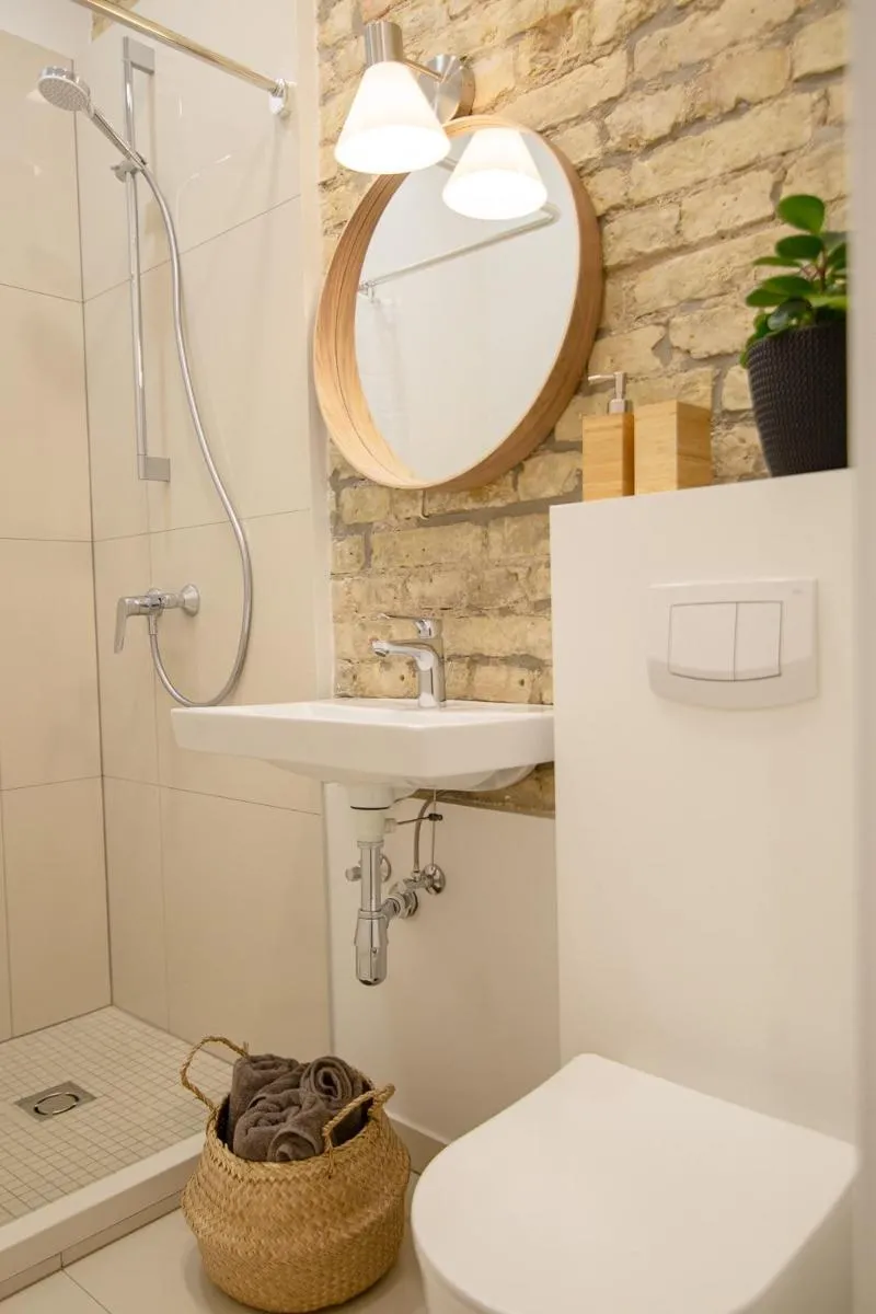 Image 3 of Lukiškės Central Apartment – Self Check-in and Parking Option