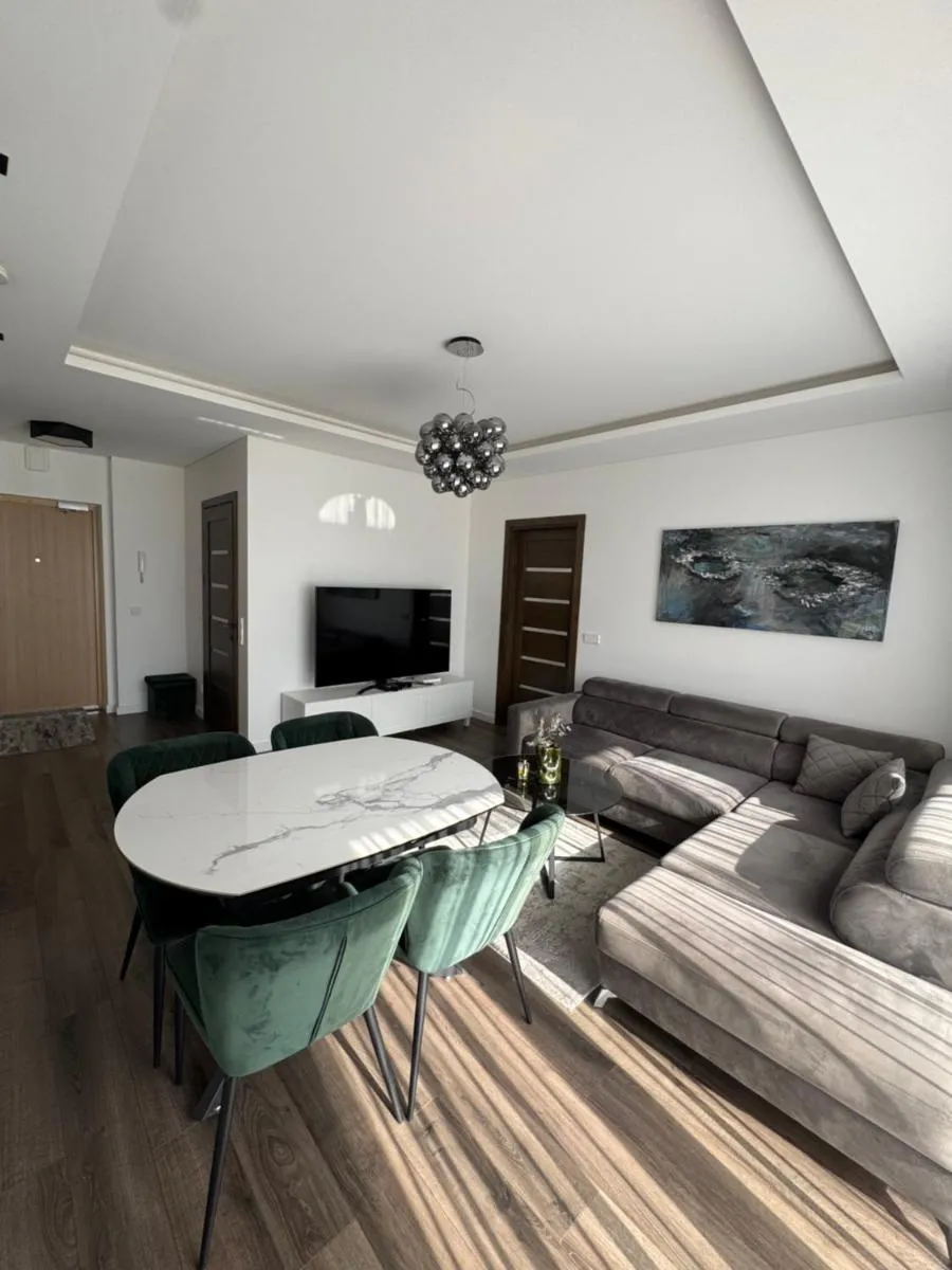 Image 4 of Luxury City Center Stay