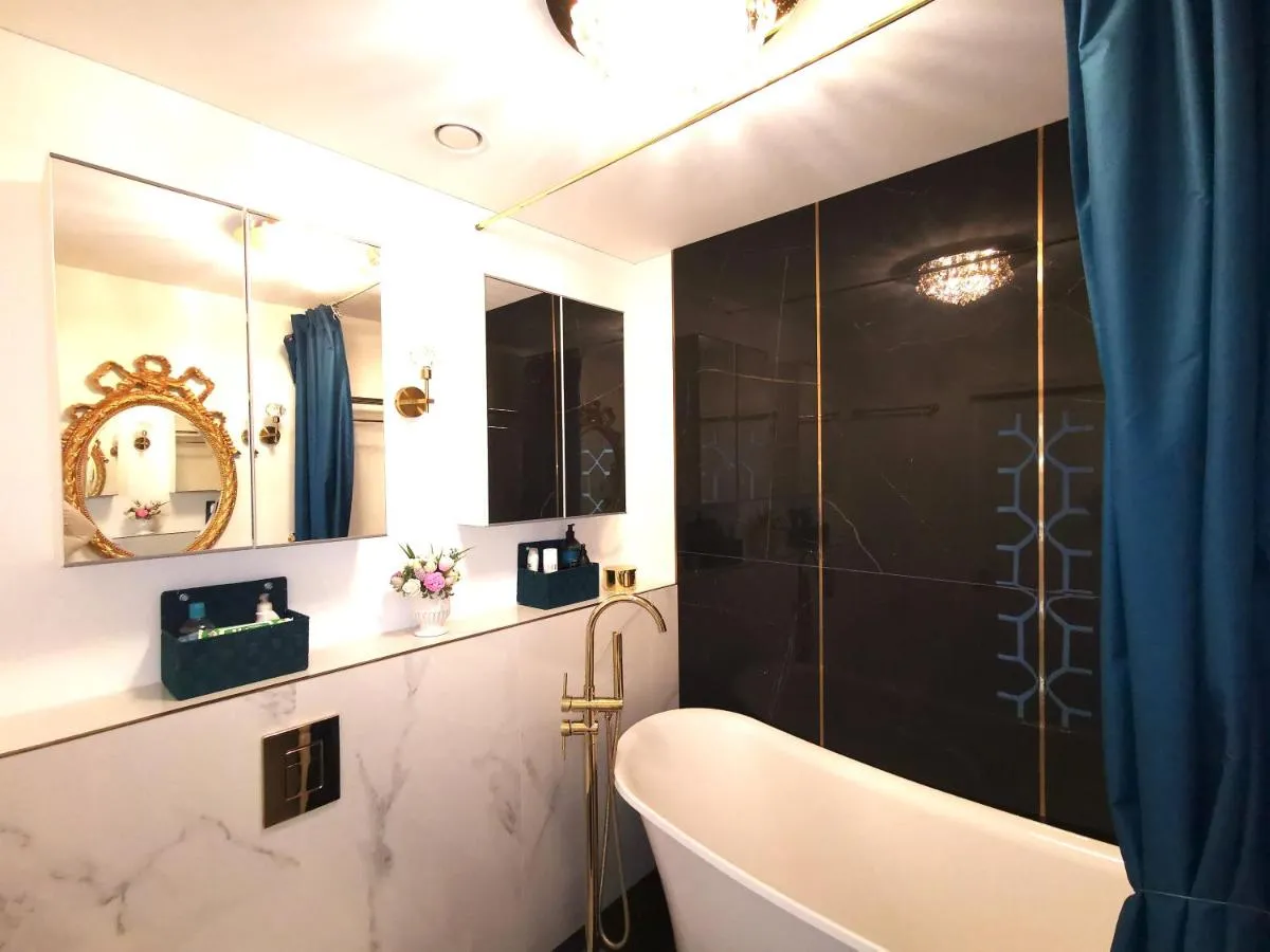 Image 1 of Luxury Penthouse with Large Terrace & Panoramic Old Town View