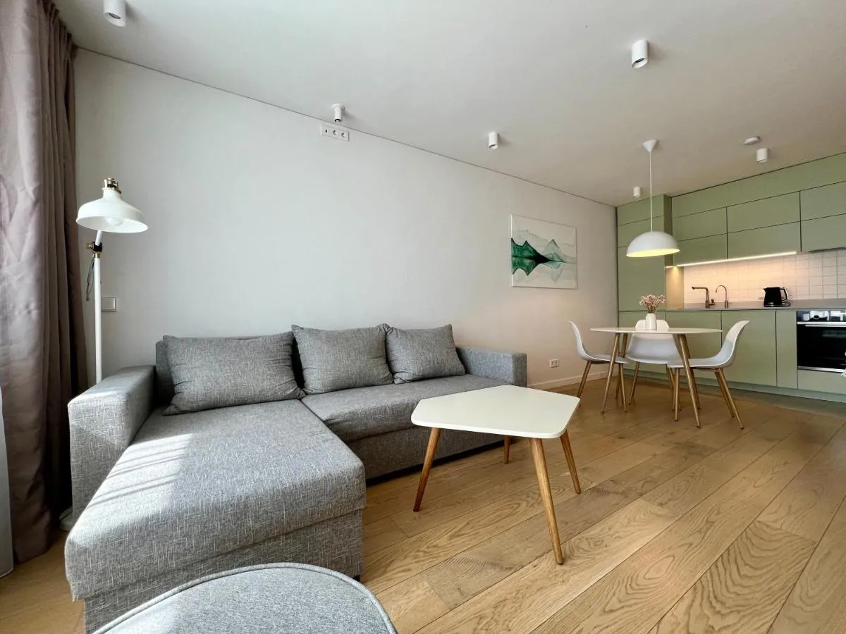 Image 2 of Modern apartment to relax and work