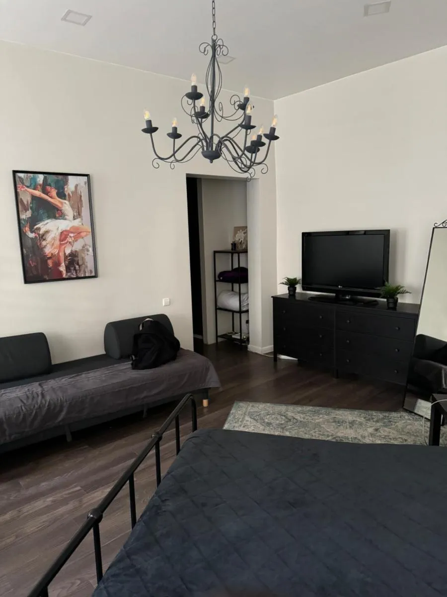 Image 4 of Modern city centre apartment