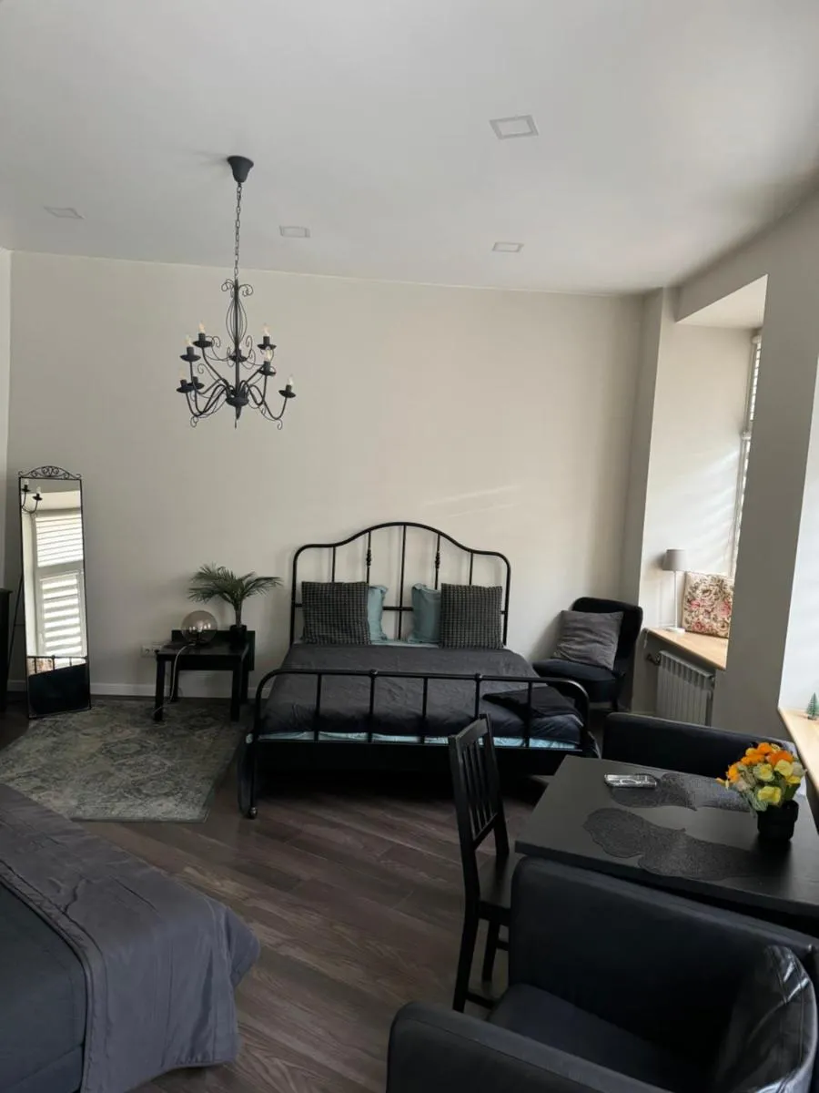 Image 5 of Modern city centre apartment