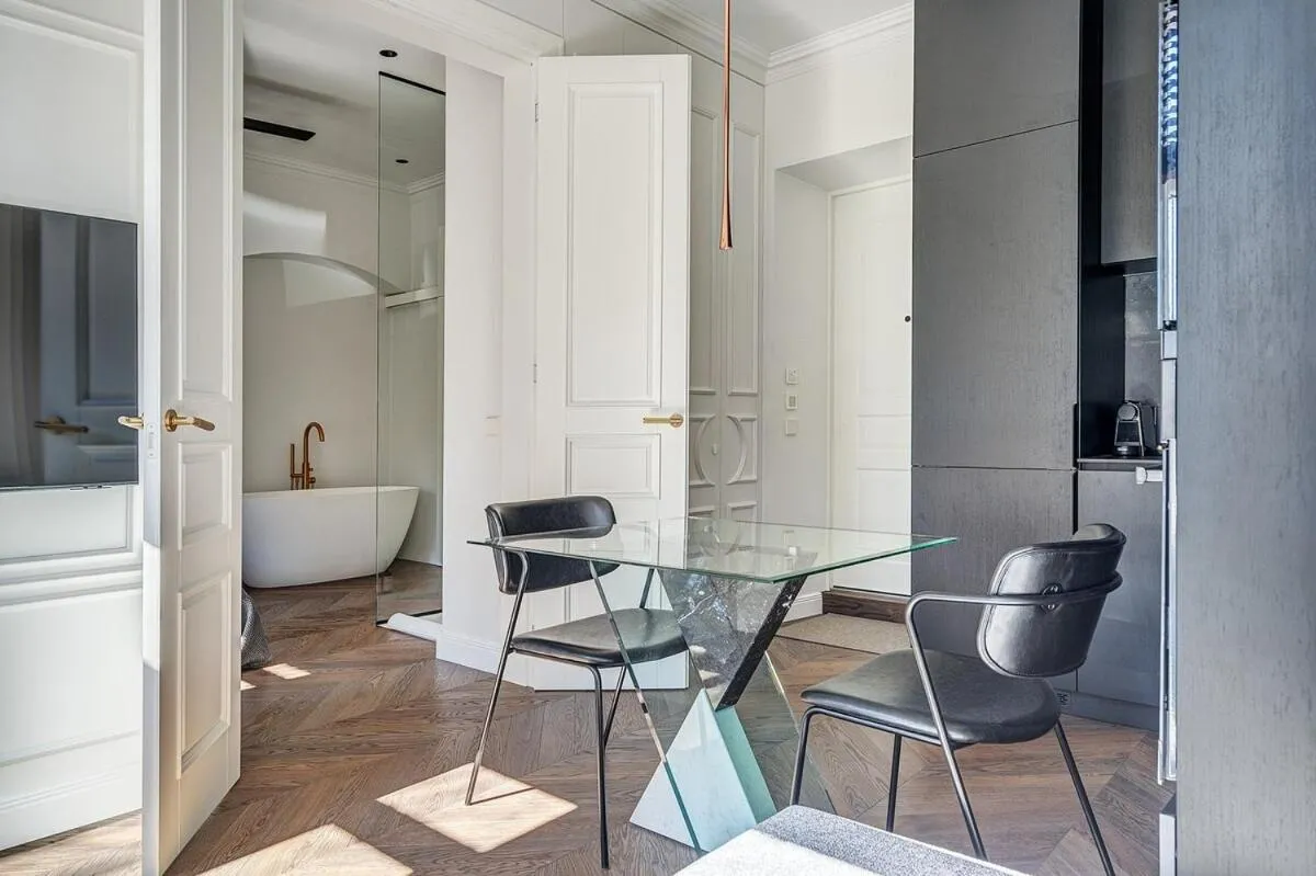 Image 2 of New! Luxury Old town apartment