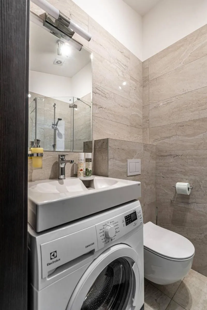 Image 3 of Oldtown Apartment studio #D