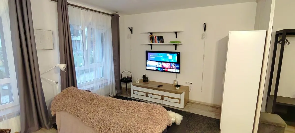 Image 1 of Ozas Park Apartments
