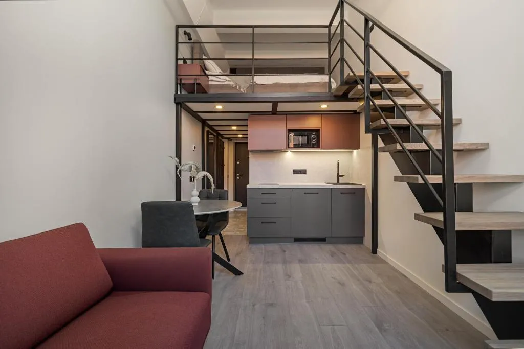 Image of Rusty Red loft in City centre Self check-in No 2