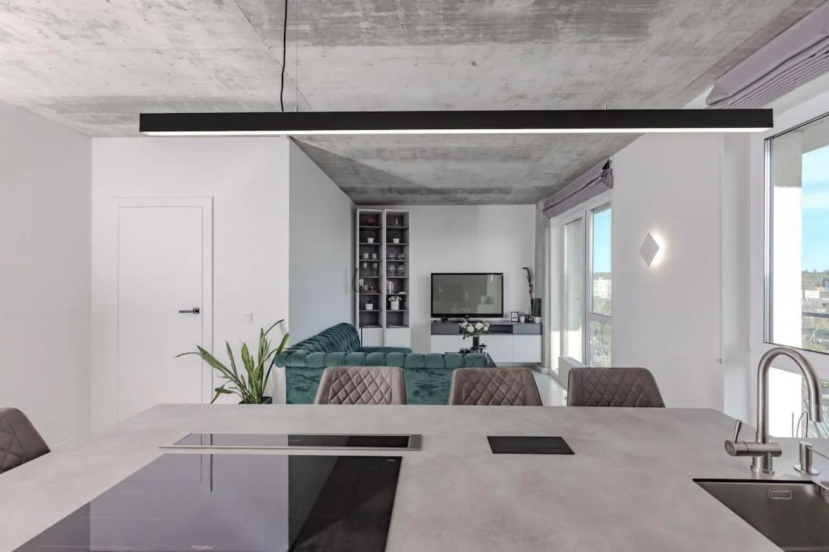Image 2 of Skyline 1 BD Apartment by Domvia