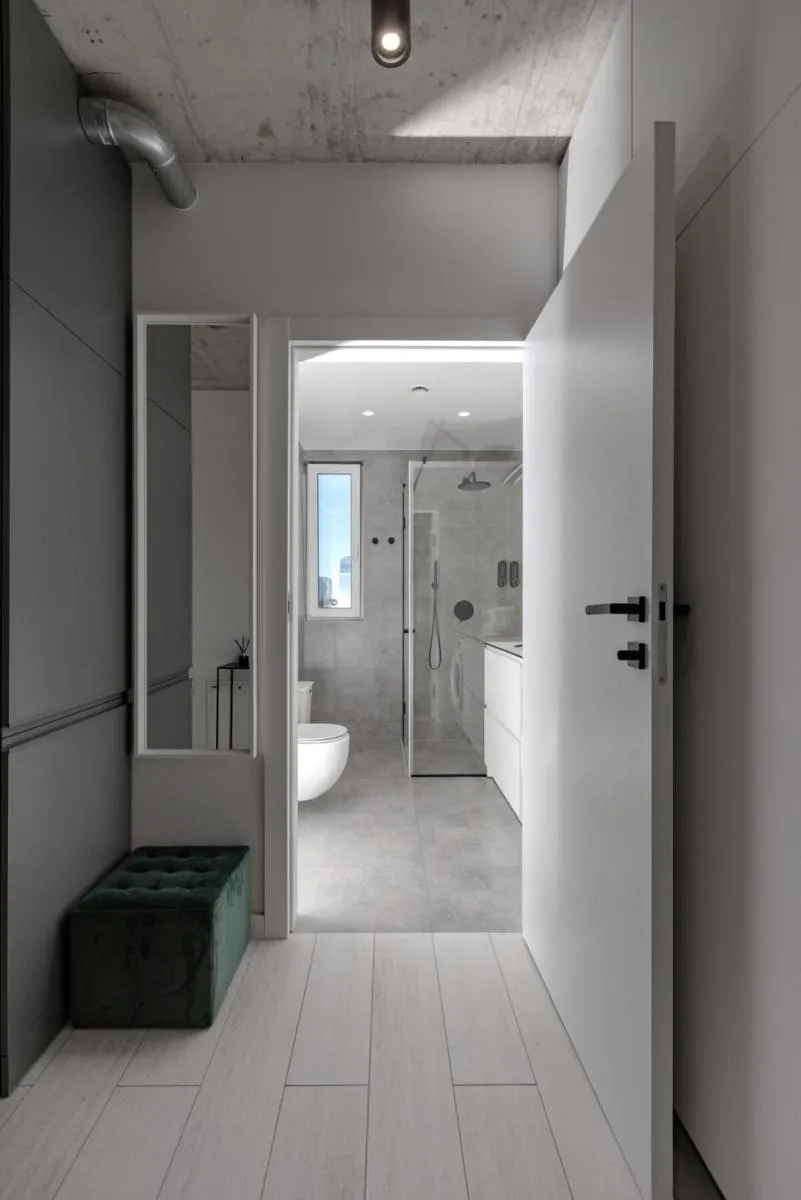 Image 4 of Skyline 1 BD Apartment by Domvia