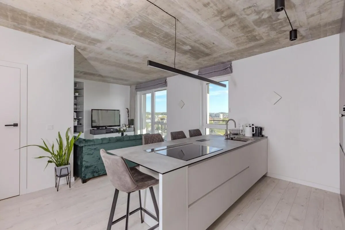 Image 1 of Skyline 1 BD Apartment by Domvia