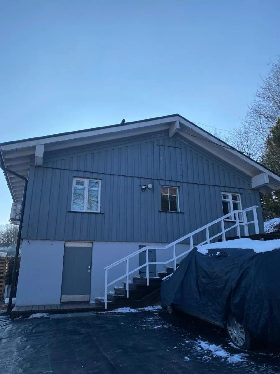 Image 6 of Small house