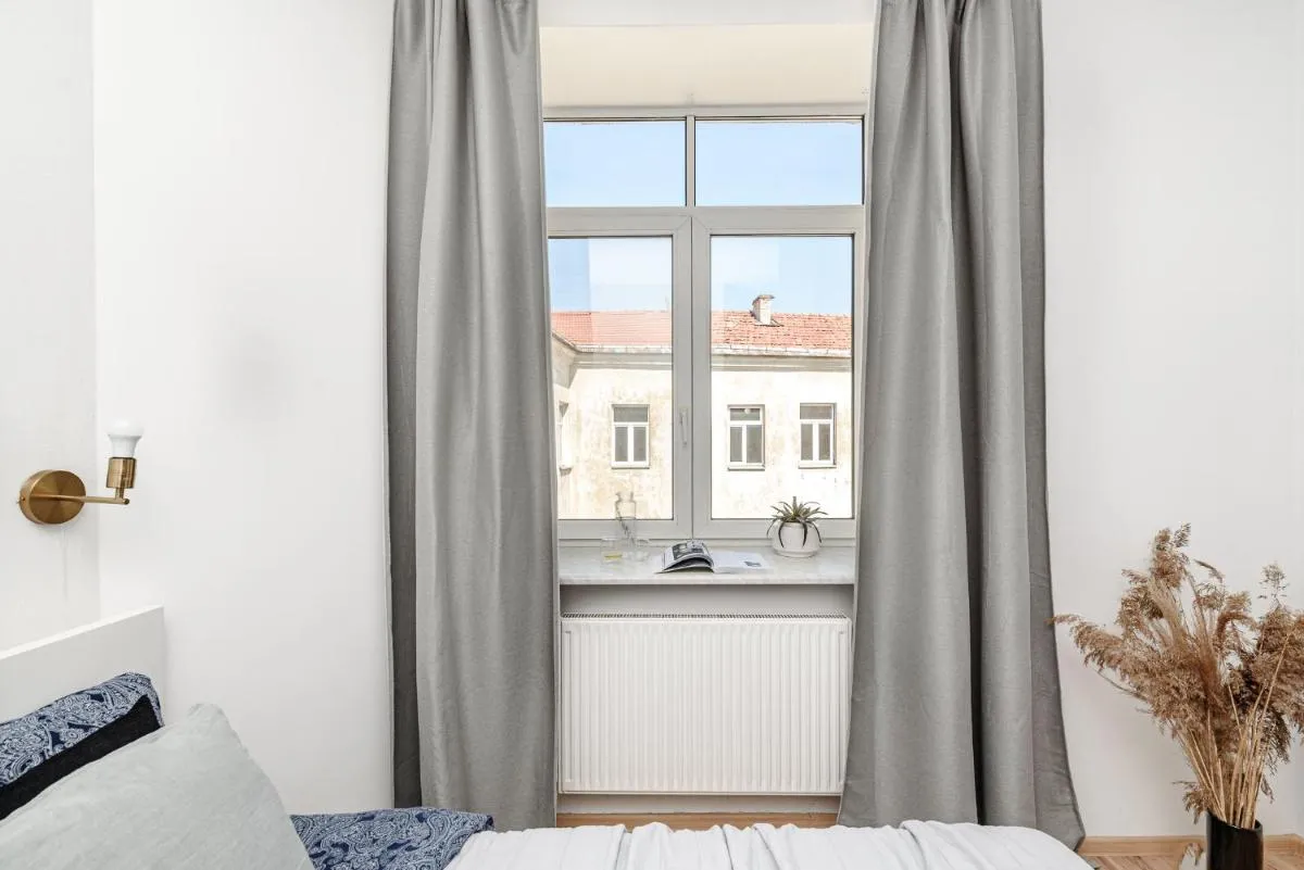 Image 5 of Spacious City Centre Apartment with Parking SELF CHECK-IN