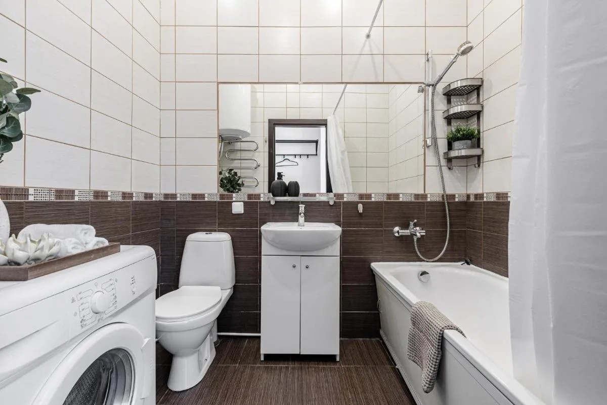 Image 1 of Spacious City Centre Apartment with Parking SELF CHECK-IN