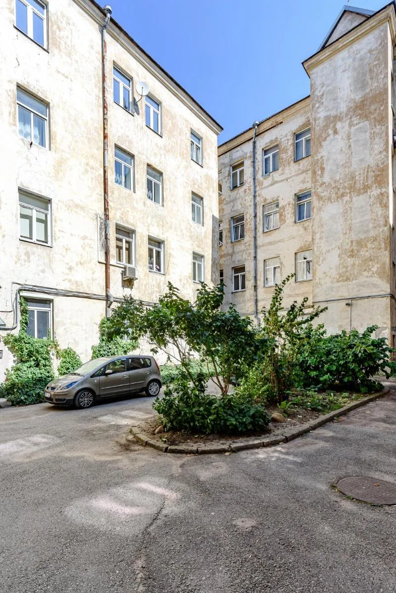 Image 4 of Spacious City Centre Apartment with Parking SELF CHECK-IN