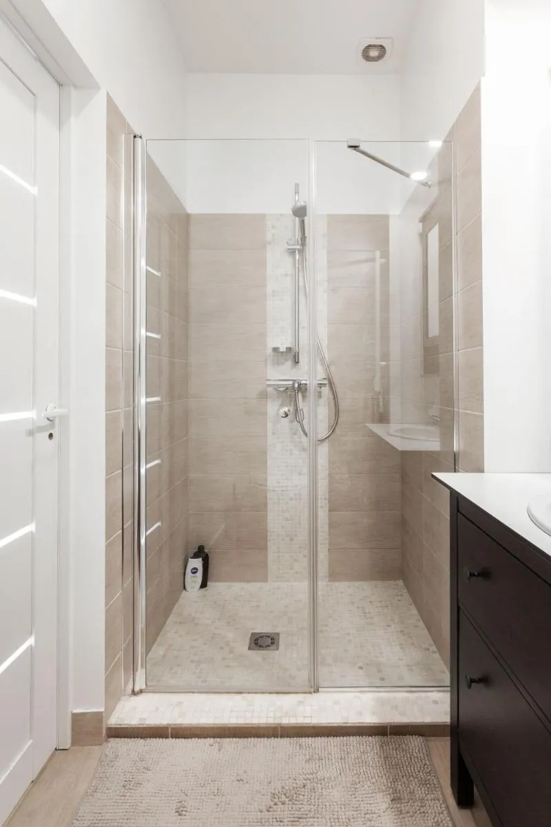 Image 3 of Spacious Cozy Studio, 3A