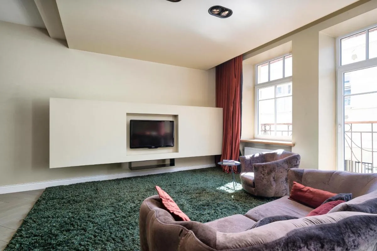 Image 4 of Spacious, Very cosy, Stylish and Perfectly located