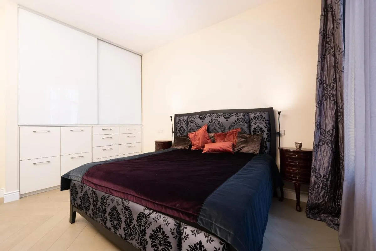 Image 1 of Spacious, Very cosy, Stylish and Perfectly located