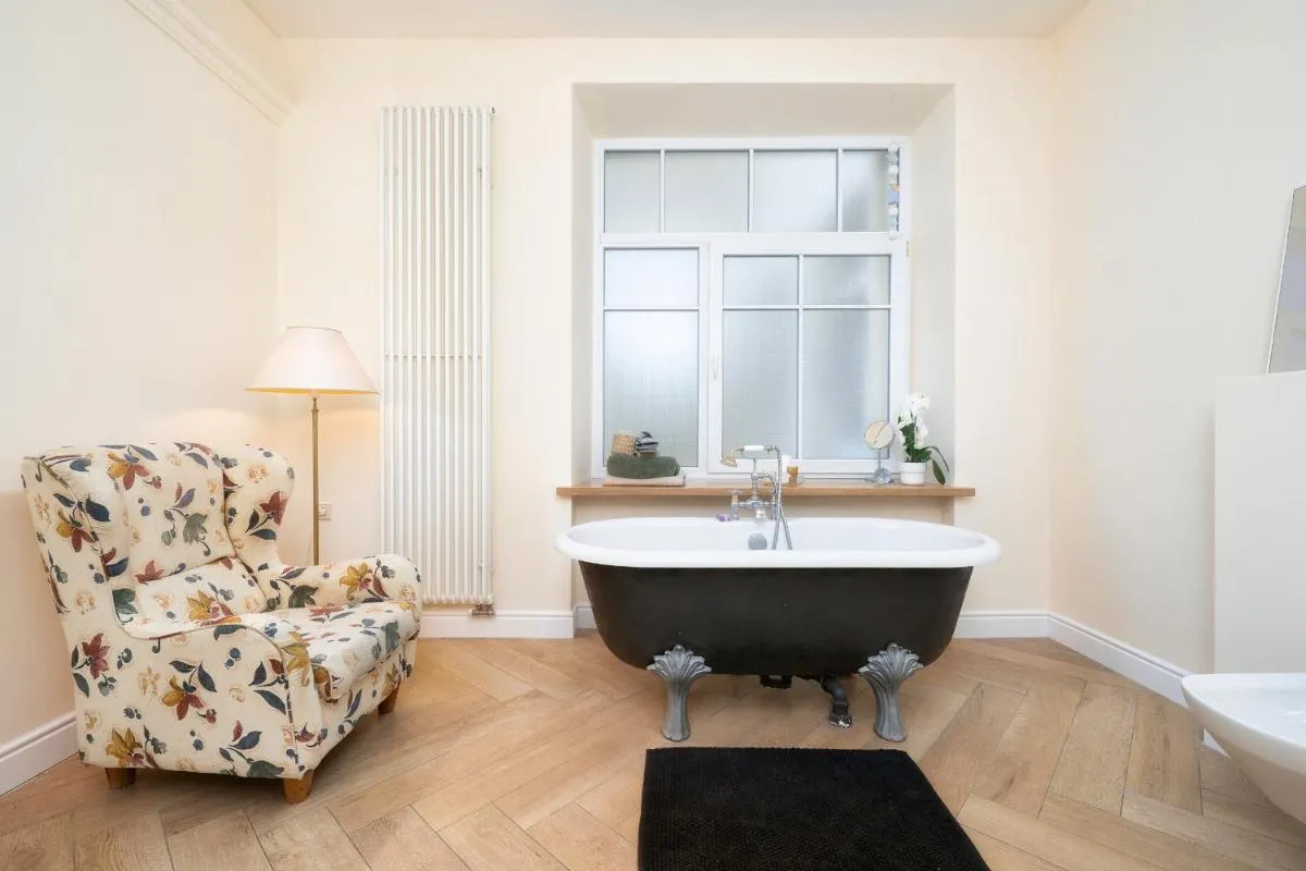 Image 6 of Spacious, Very cosy, Stylish and Perfectly located