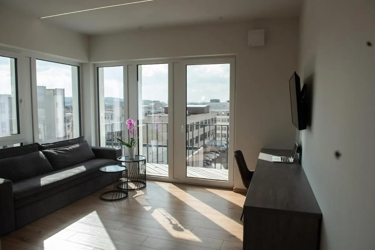 Image 4 of Sunlit City Loft- Prime Views