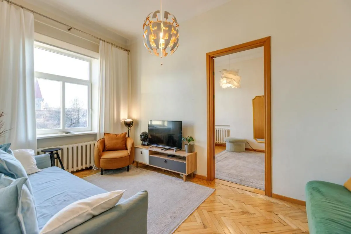 Image 4 of Tyzen39&38 Luxury Apartment