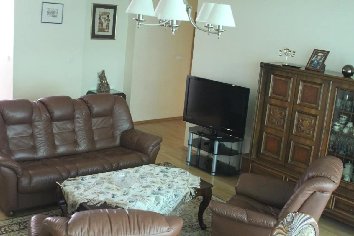 Image 2 of Vingis Park Apartments with 2 Bedrooms & Free Parking