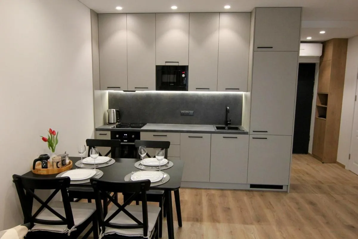Image 1 of Warmzy Home – Modern 2 Rooms Apartment With Free Parking