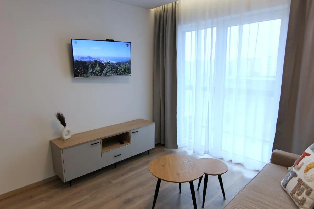 Image 6 of Warmzy Home – Modern 2 Rooms Apartment With Free Parking
