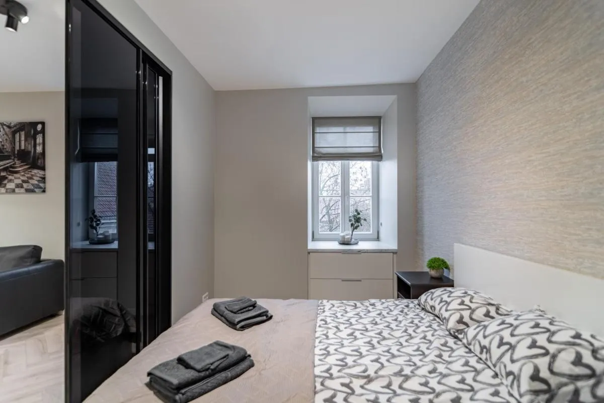 Image 6 of apartment with jacuzzi, old town