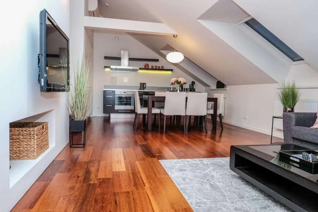 Image 3 of #stayhere – Spacious Luxury Town Hall 3BDR Apartment
