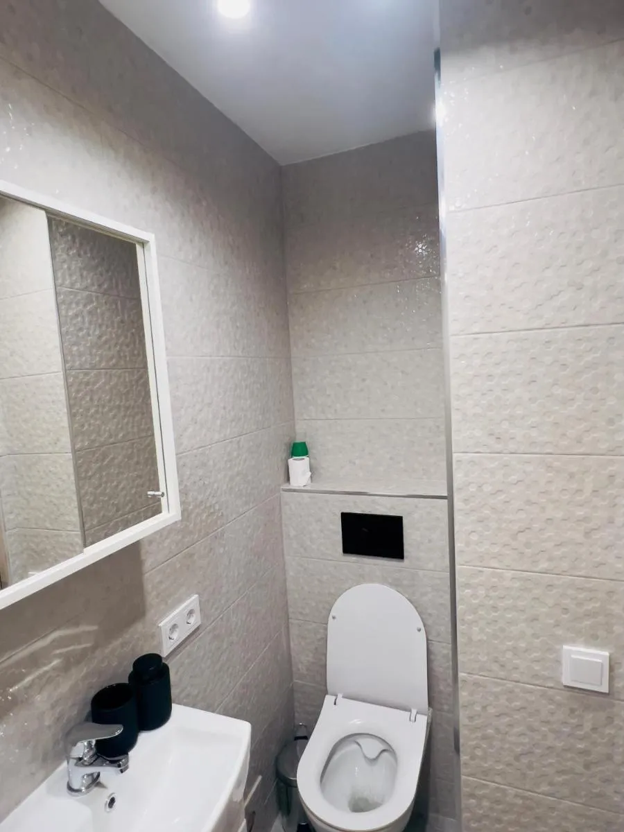 Image 6 of studio apartment