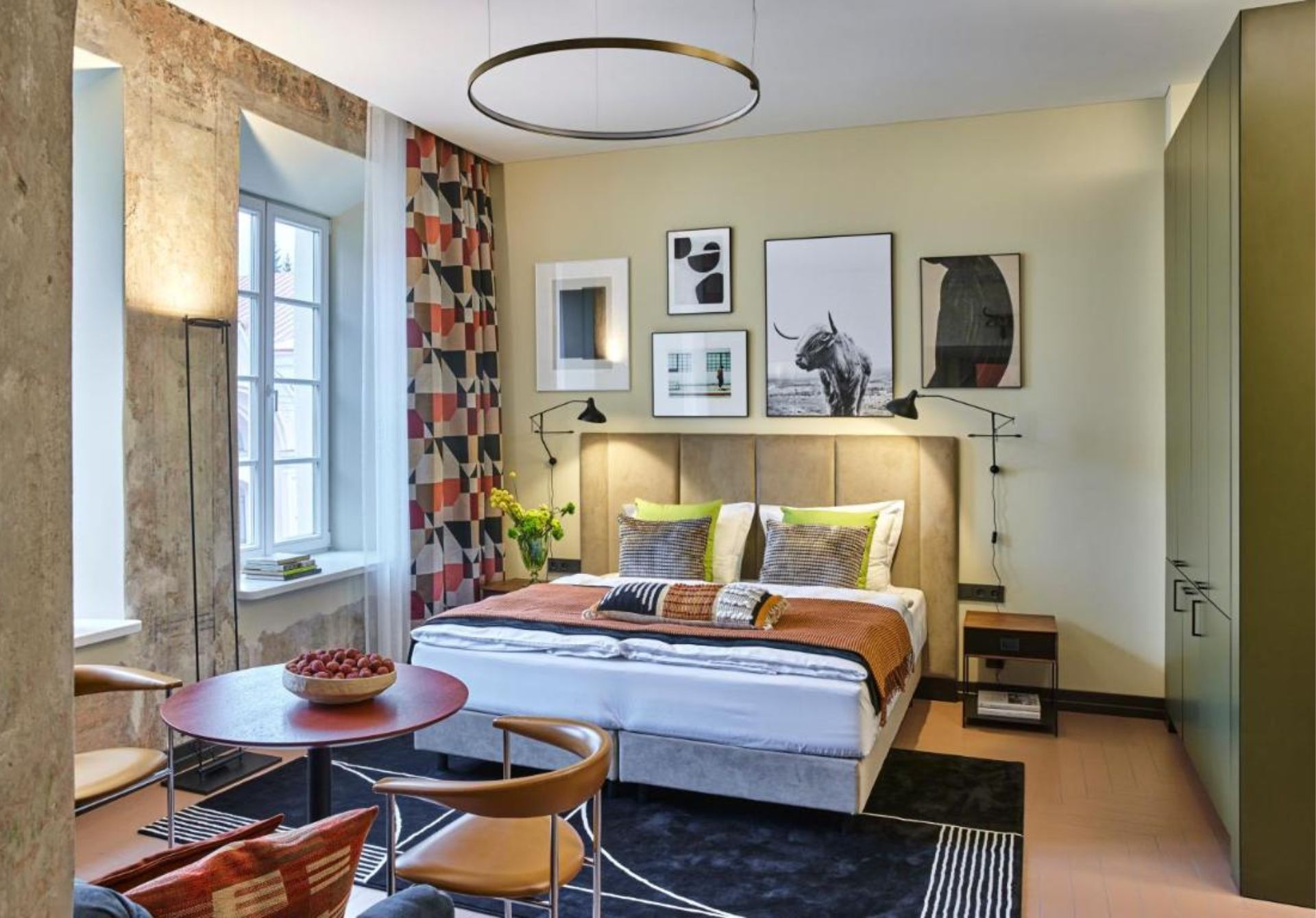 ROOMA Apartments